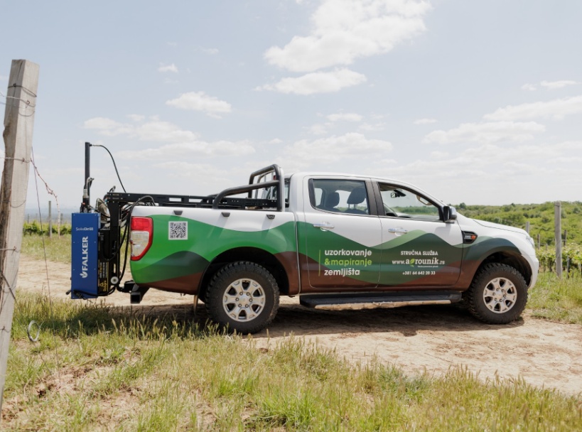 agrounik-analiza-zemljista-vozilo-2